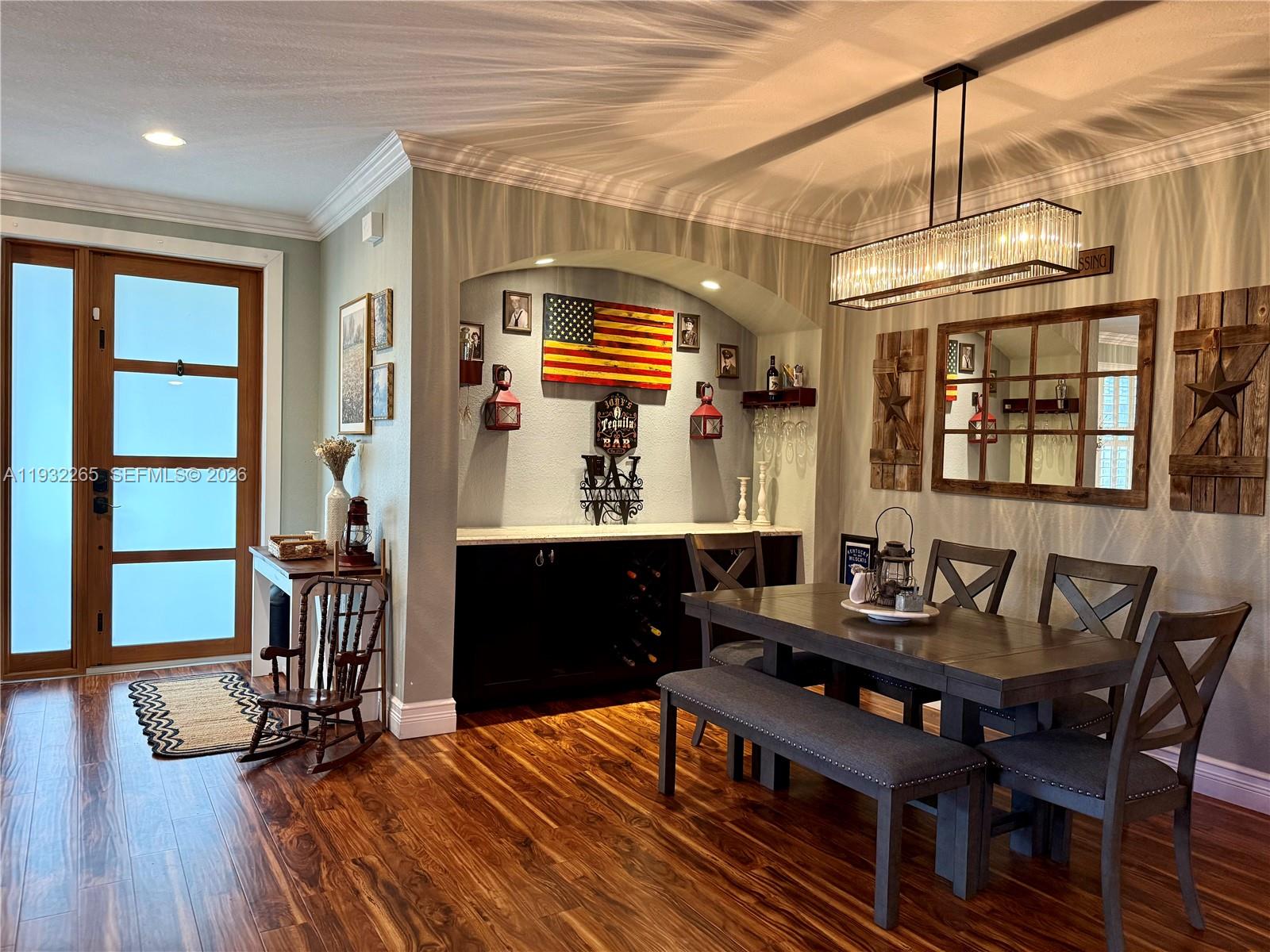 REDLAND REEF - Residential