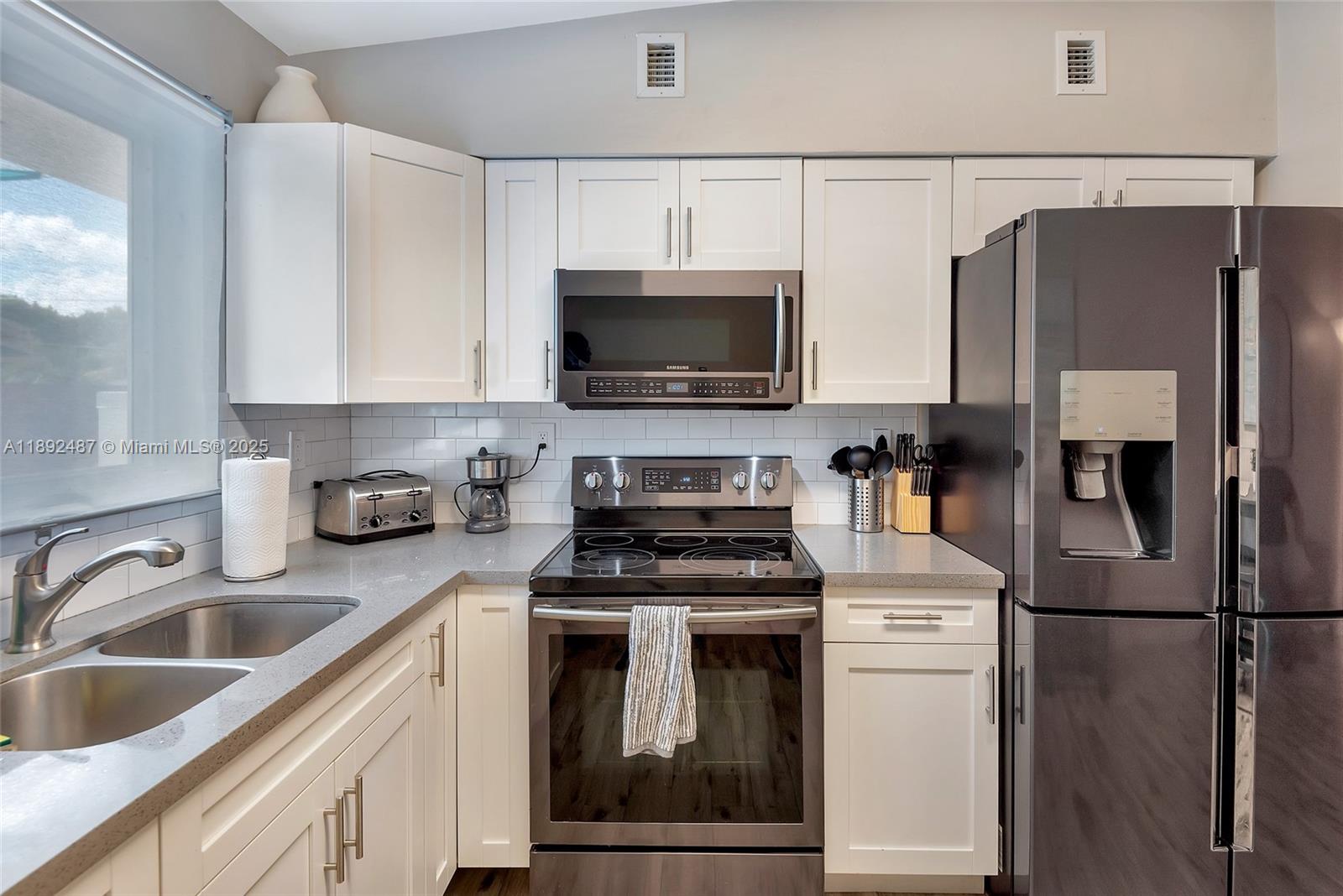 BUENA VISTA HEIGHTS ADDN - Residential Income