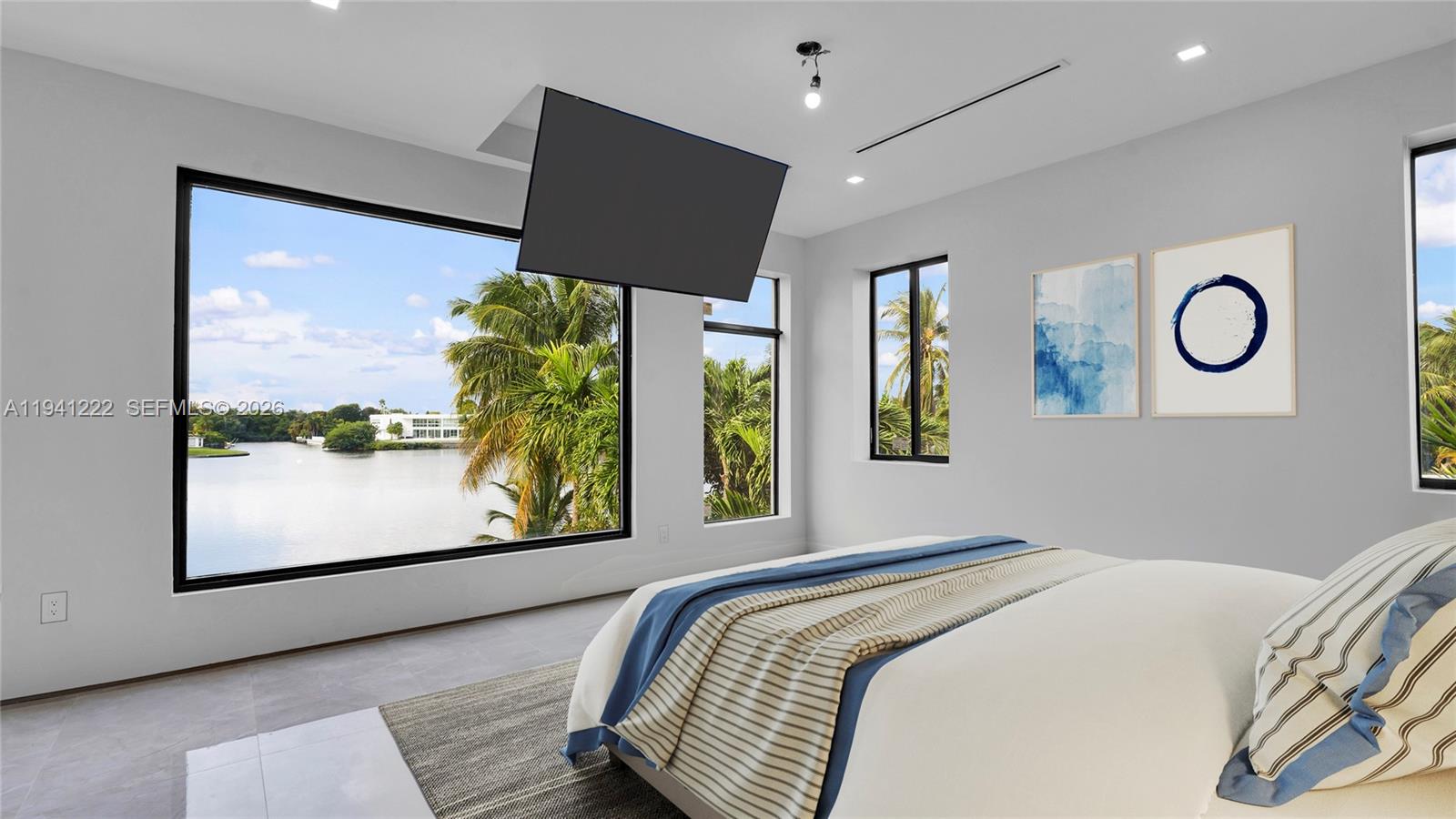 ENCHANTED LAKE - Residential