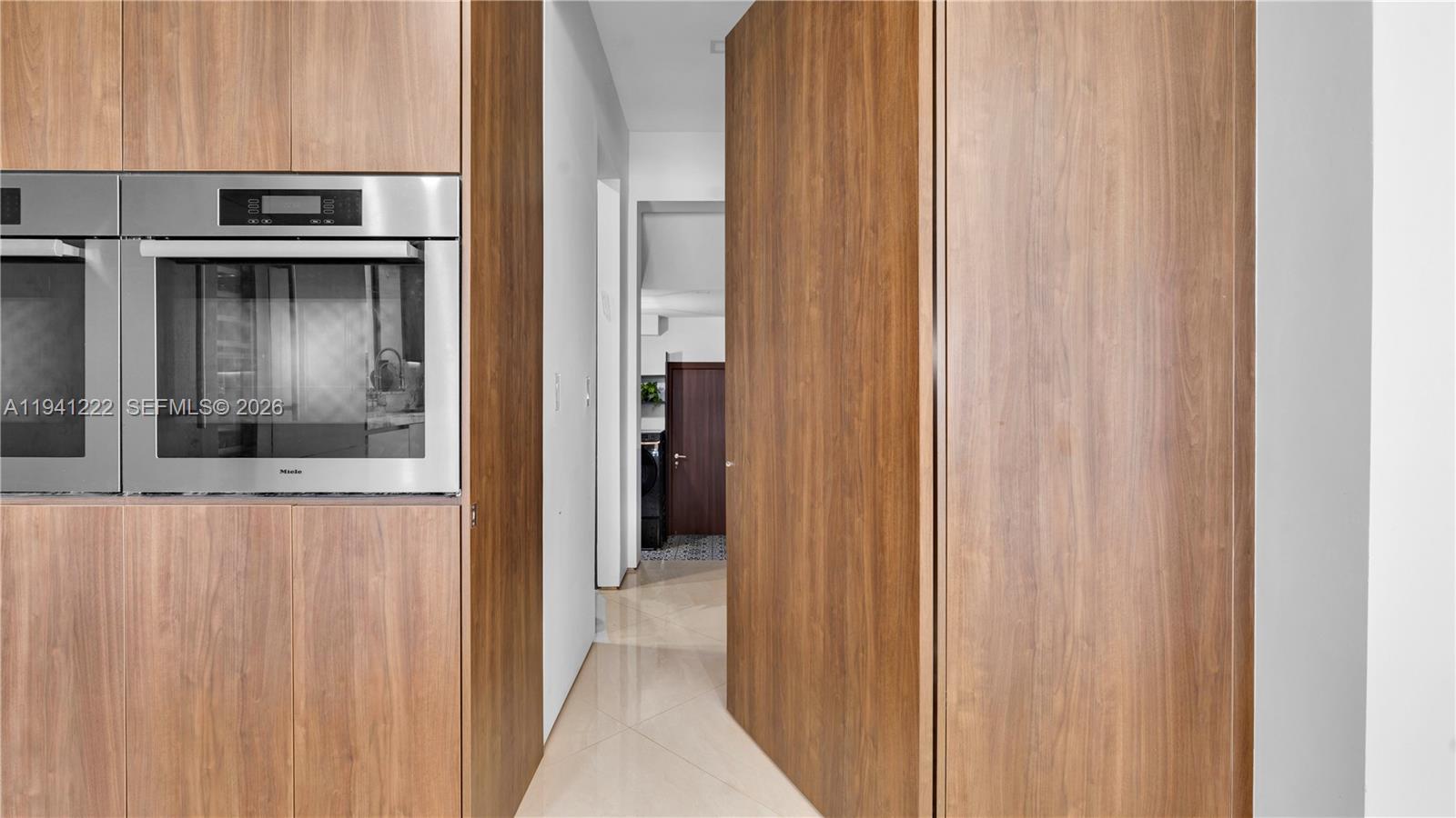 ENCHANTED LAKE - Residential