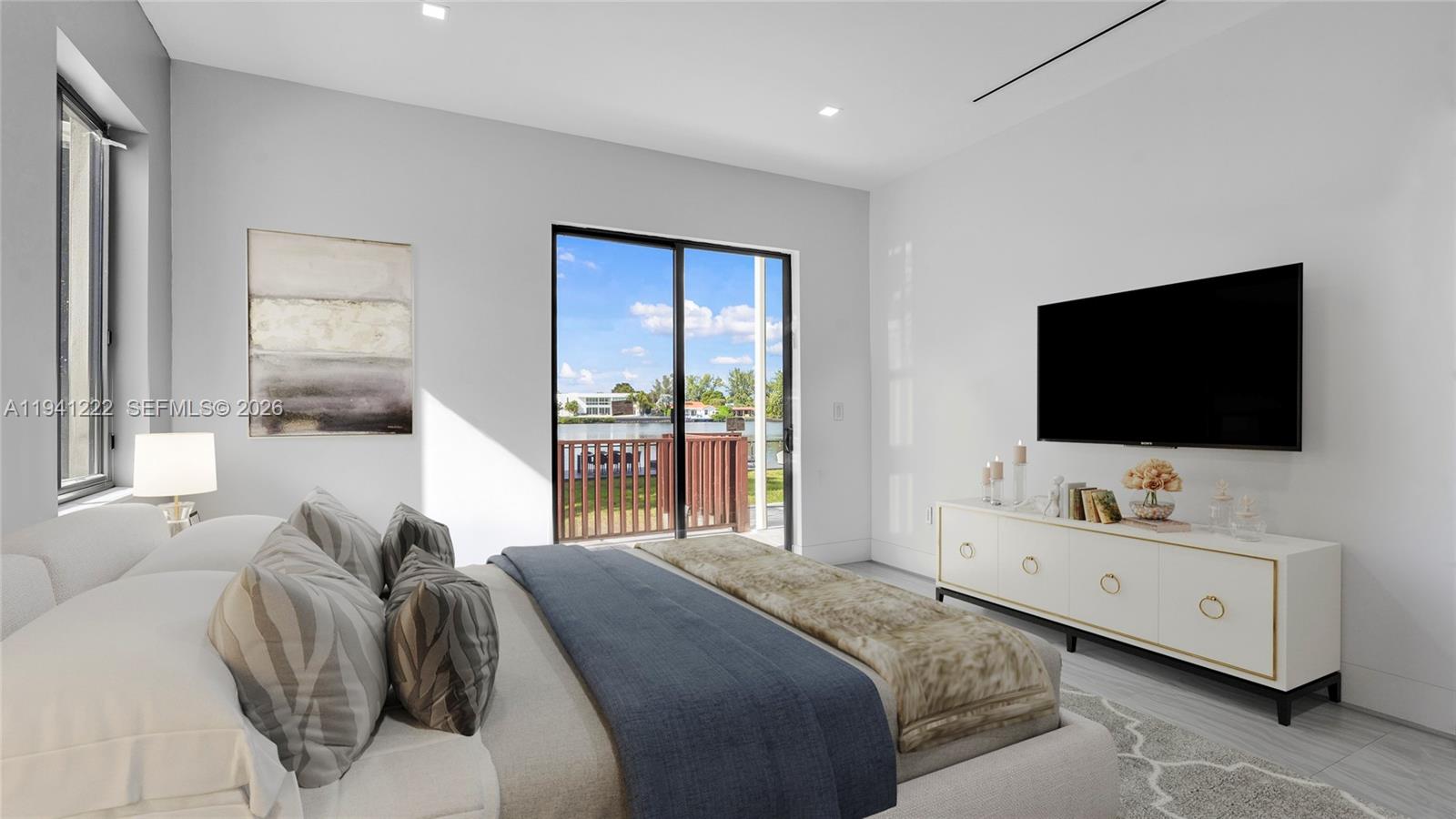 ENCHANTED LAKE - Residential