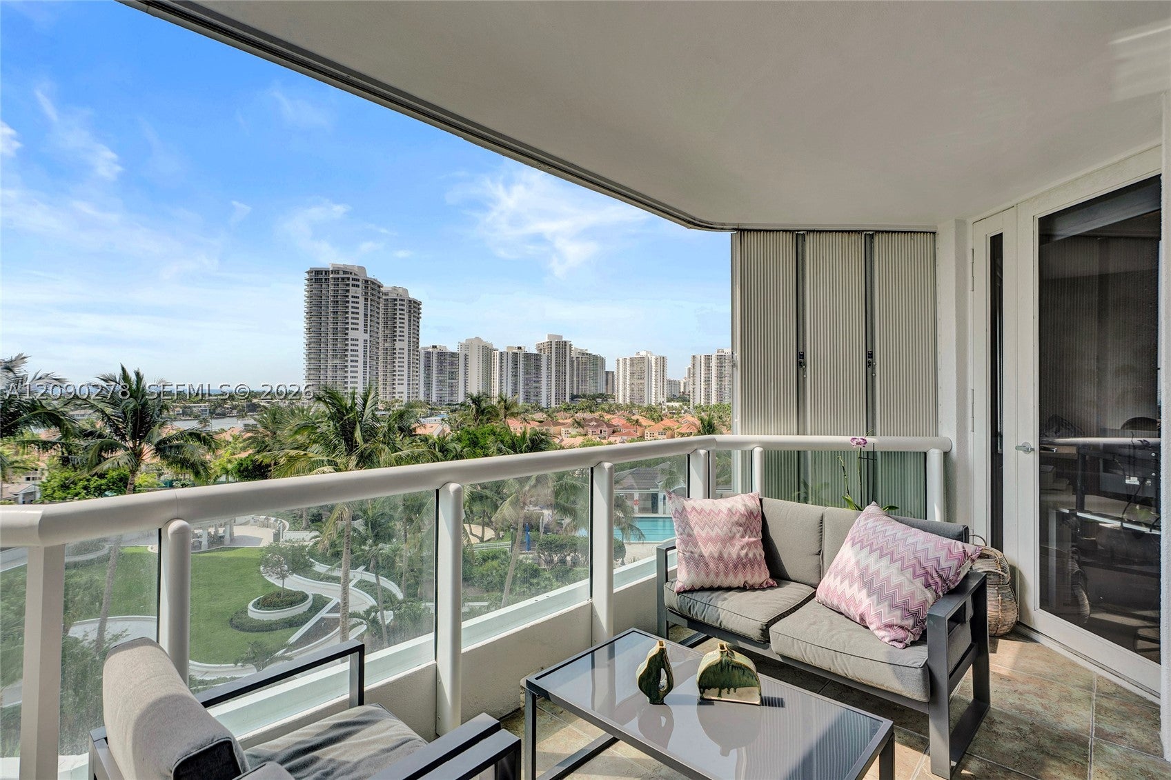 21055 Yacht Club Dr 901