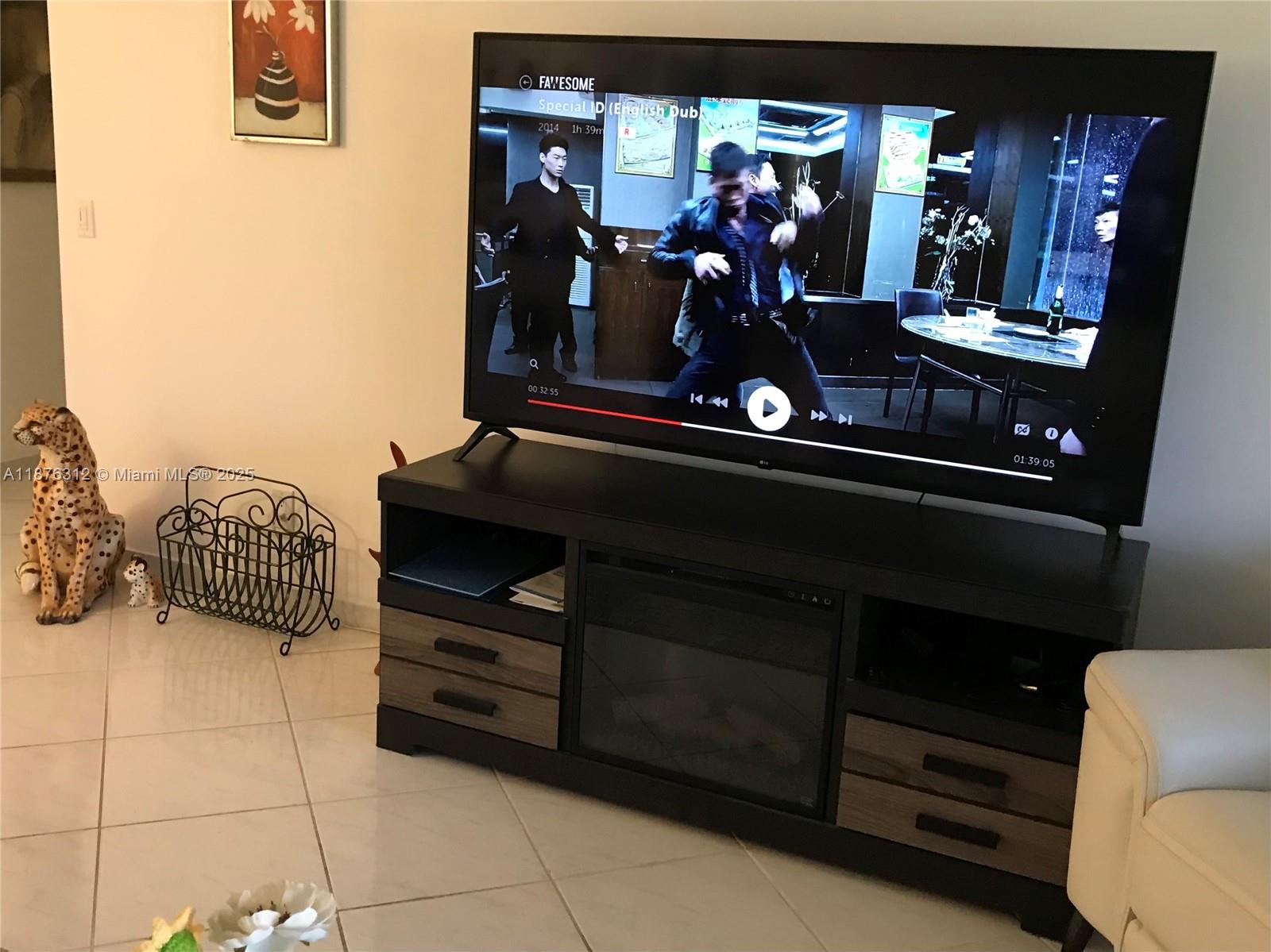 MEADOWBROOK LAKES CONDO - Residential