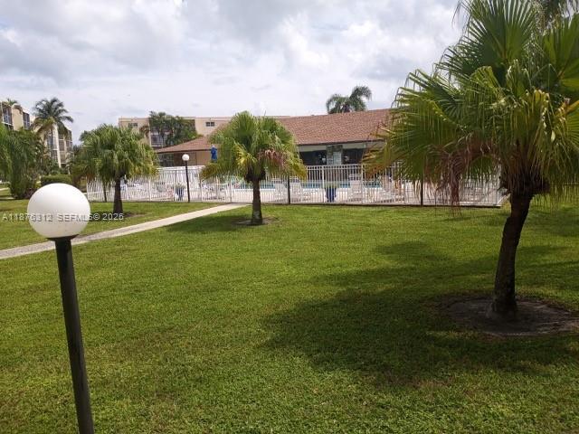 MEADOWBROOK LAKES CONDO - Residential