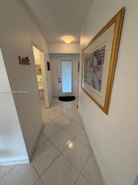 MEADOWBROOK LAKES CONDO - Residential