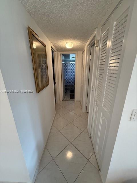 MEADOWBROOK LAKES CONDO - Residential