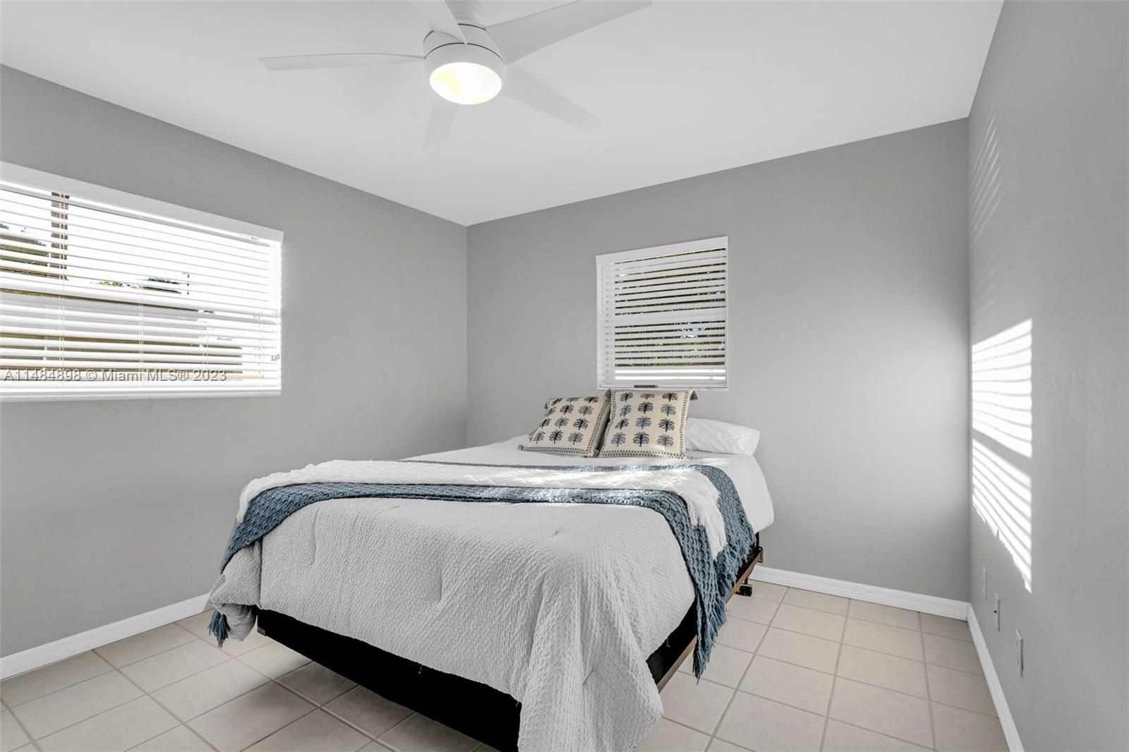 PORT LARGO 3RD ADD - Residential