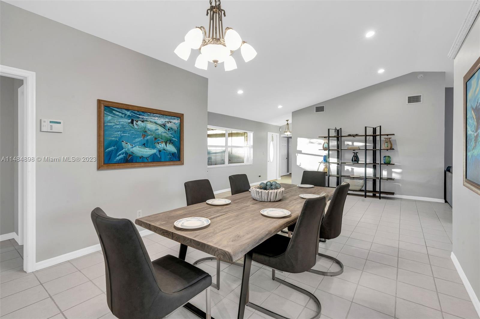 PORT LARGO 3RD ADD - Residential