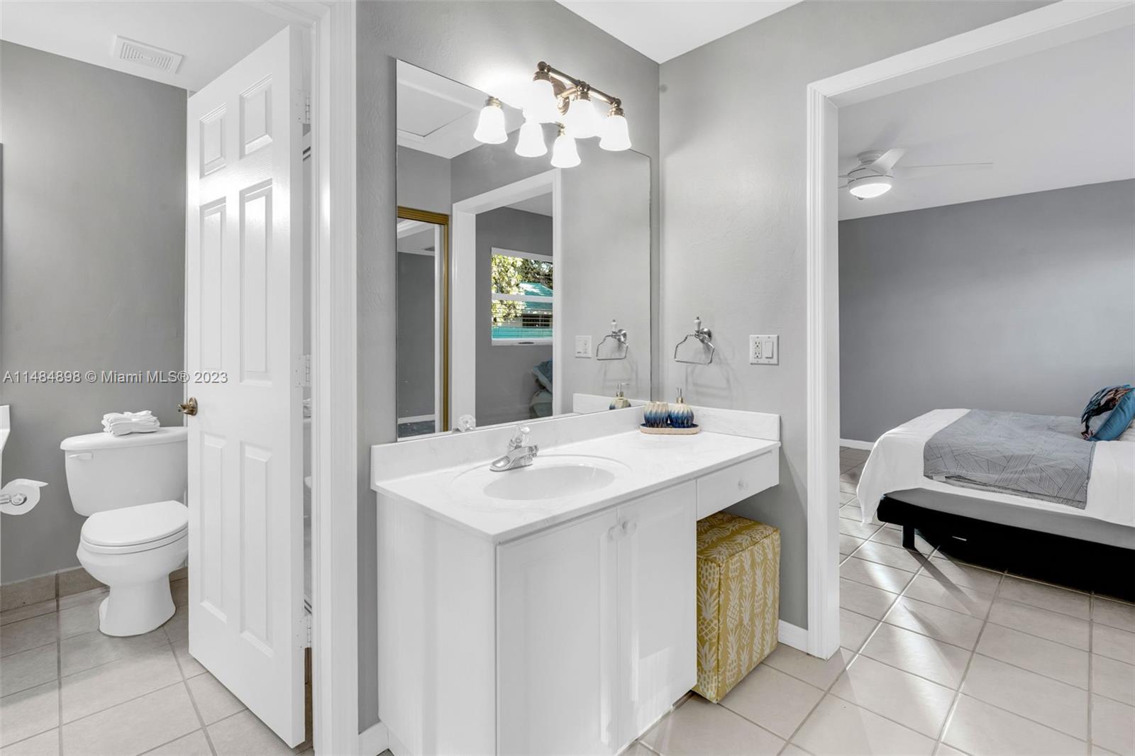 PORT LARGO 3RD ADD - Residential