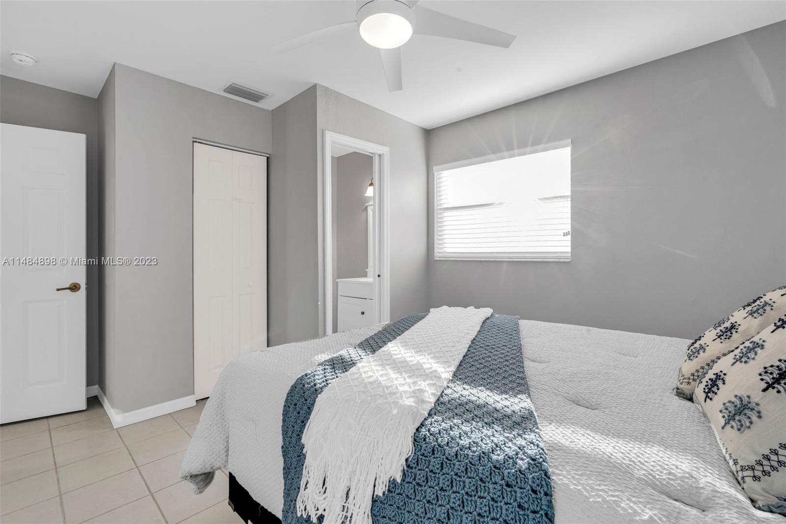 PORT LARGO 3RD ADD - Residential