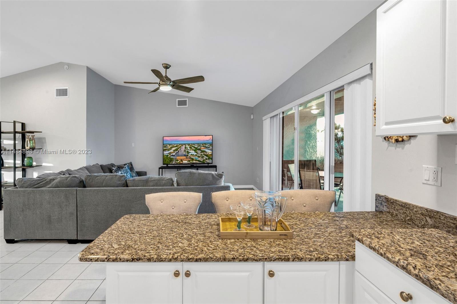 PORT LARGO 3RD ADD - Residential