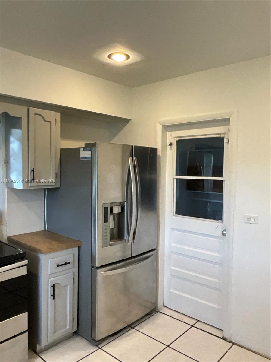 CRESTWOOD - Residential