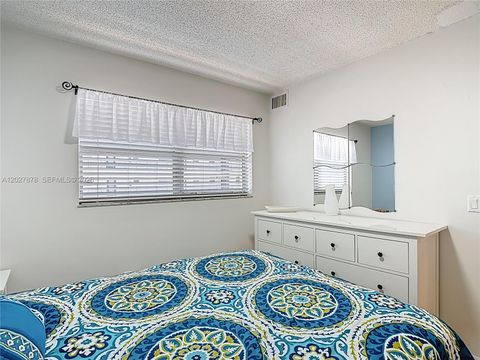 Tiny photo for 201 178th Dr #315, Sunny Isles Beach, FL 33160 (MLS # A12027878)
