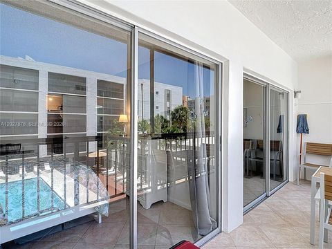 Tiny photo for 201 178th Dr #315, Sunny Isles Beach, FL 33160 (MLS # A12027878)