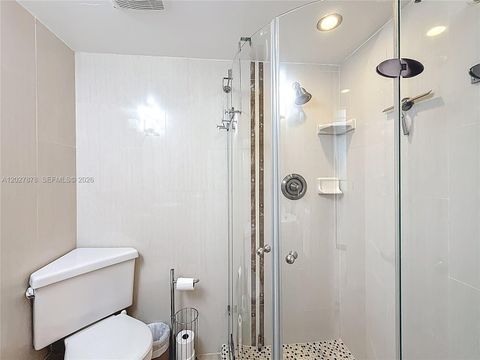 Tiny photo for 201 178th Dr #315, Sunny Isles Beach, FL 33160 (MLS # A12027878)