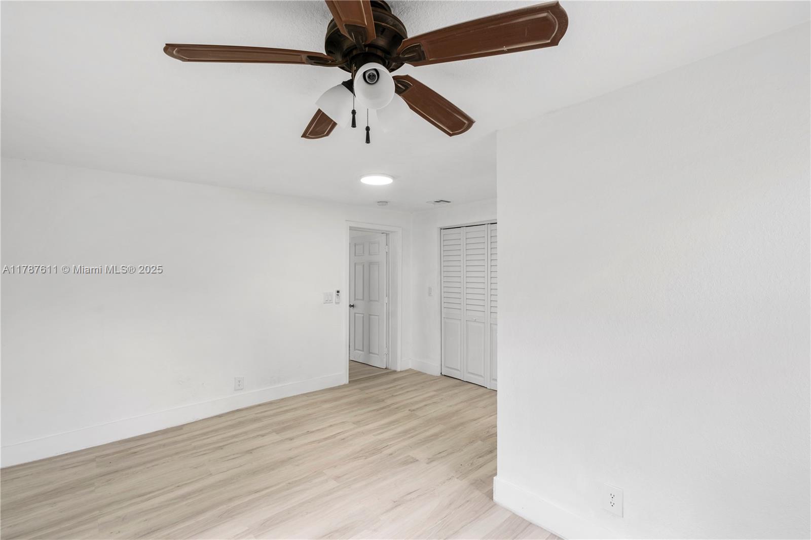 DELRAY TOWN OF - Residential Income