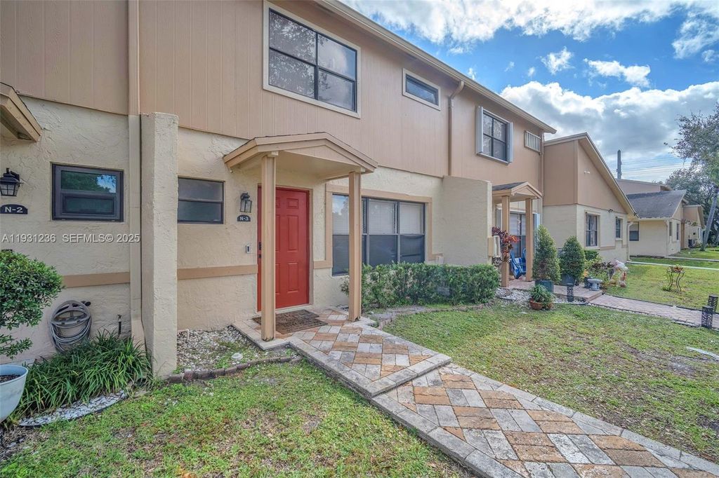 Photo of 3370 N Beau Rivage Dr #3N, Pompano Beach, FL 33064 (MLS # A11931236)