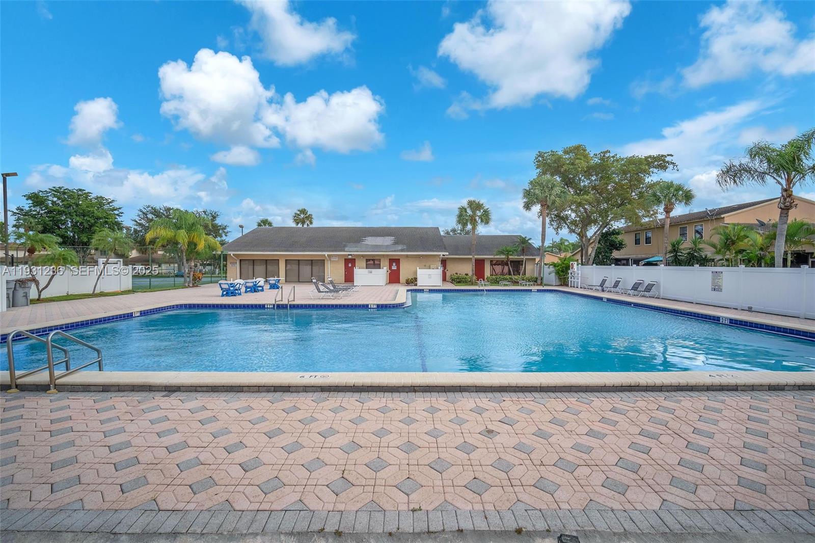 VILLAGE AT BLUE LAKE COND - Residential