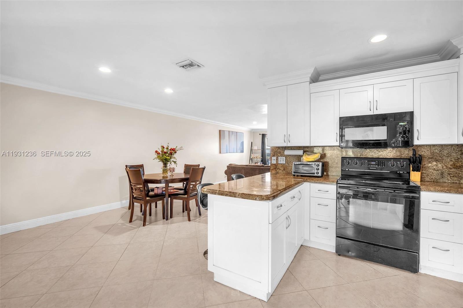 VILLAGE AT BLUE LAKE COND - Residential