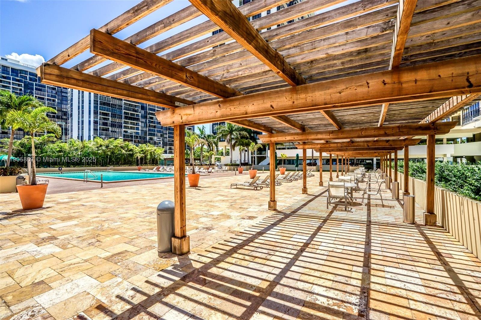 BRICKELL PLACE CONDO - Residential Lease