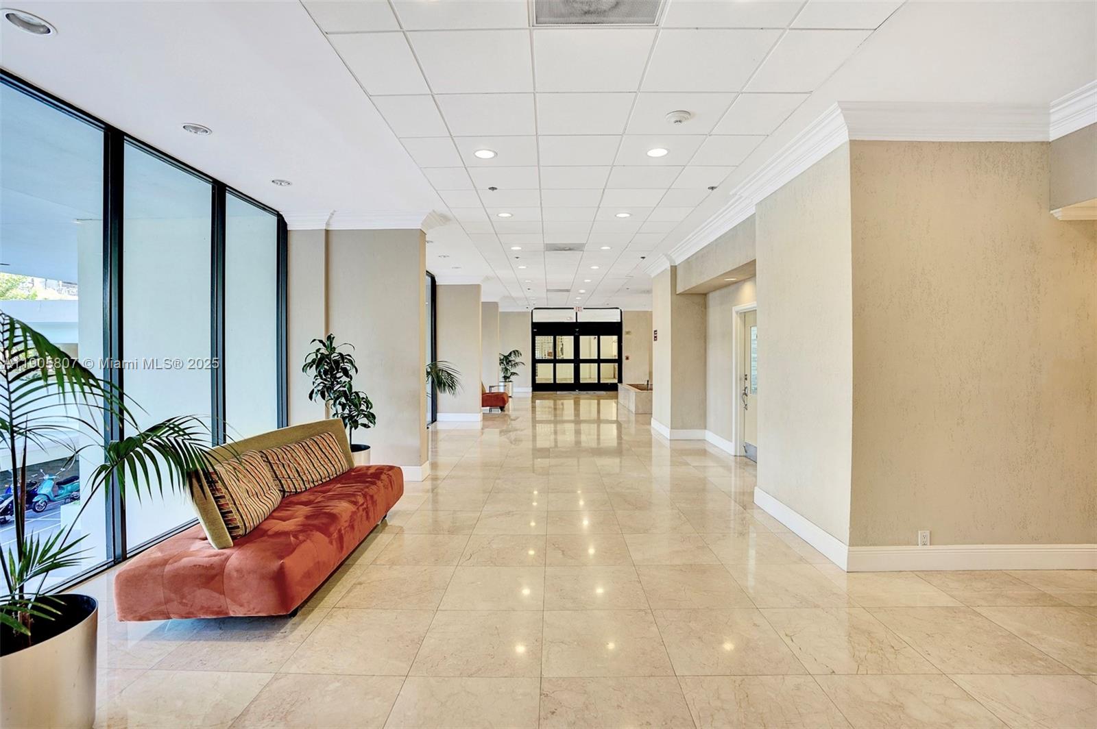 BRICKELL PLACE CONDO - Residential Lease