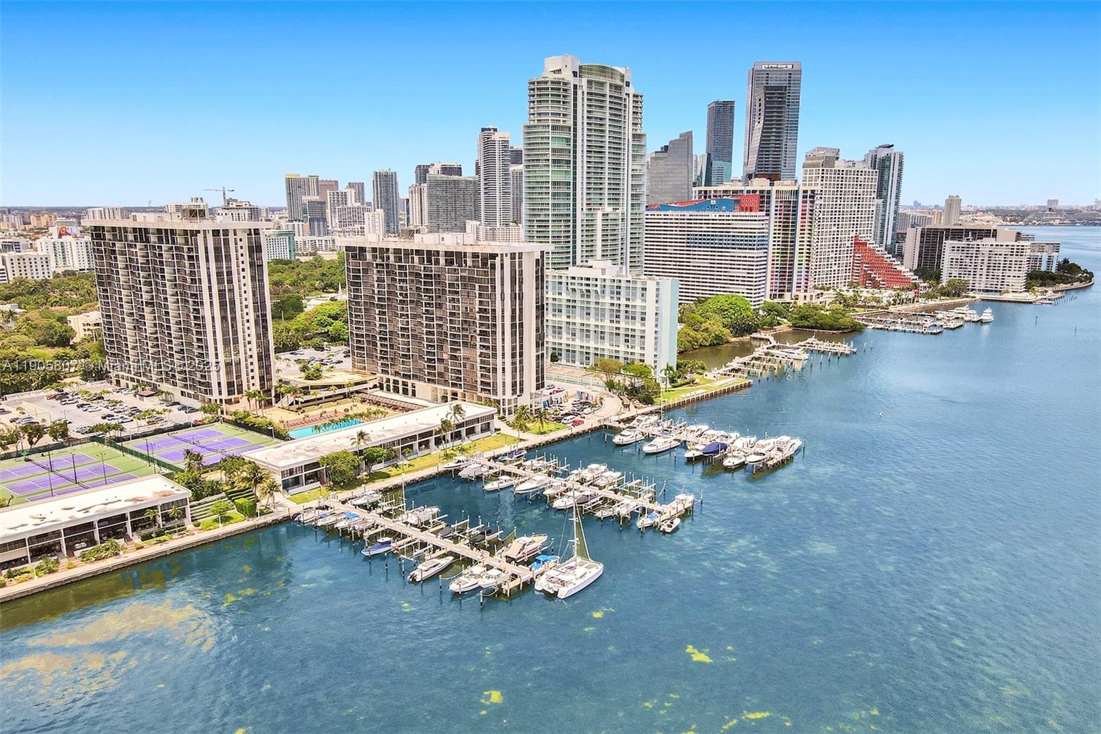 BRICKELL PLACE CONDO - Residential Lease