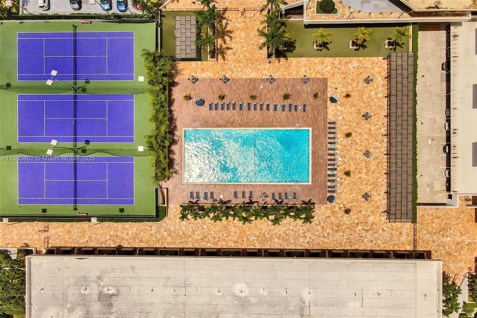 BRICKELL PLACE CONDO - Residential Lease