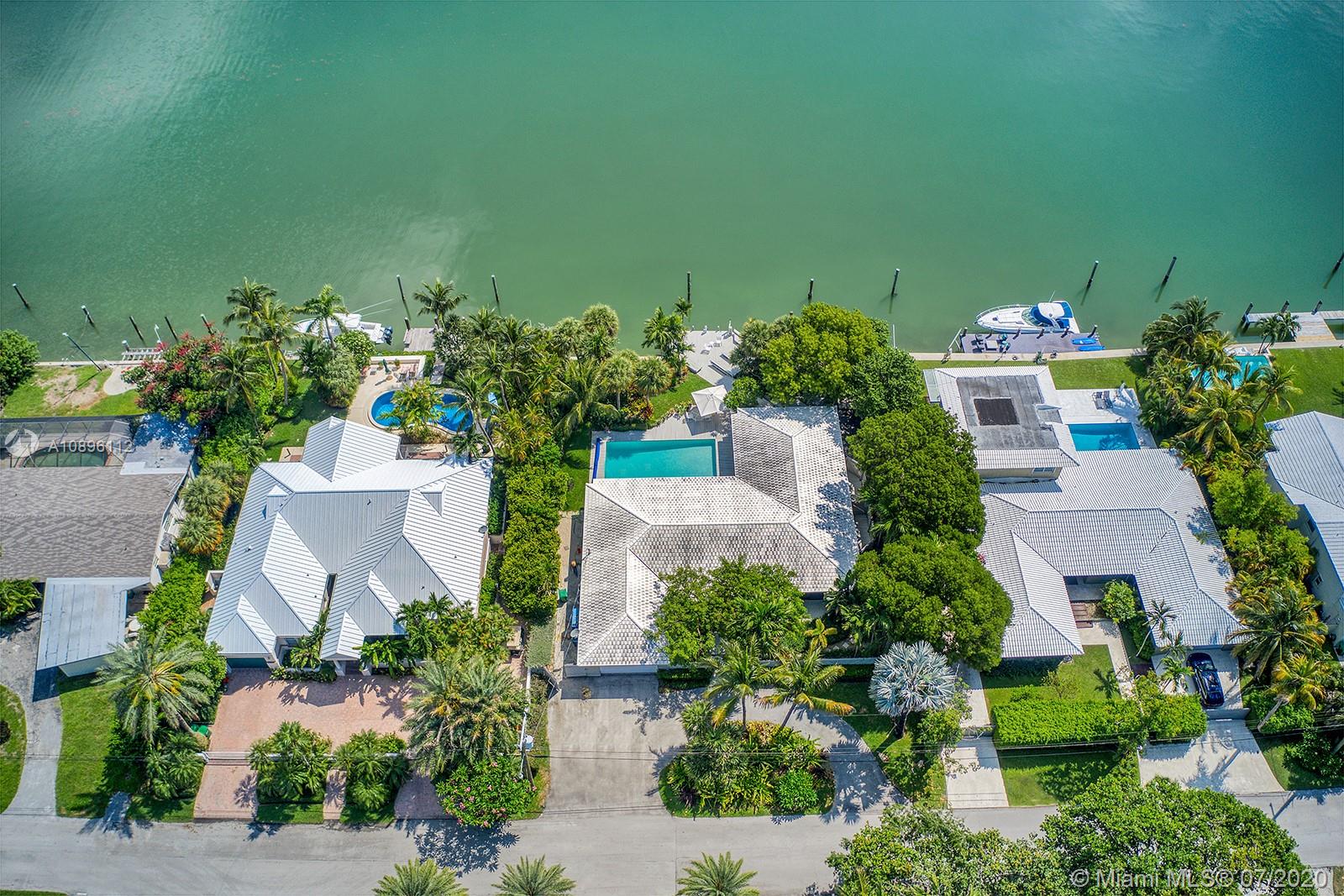 MASHTA ISLAND A REPLAT OF - Residential