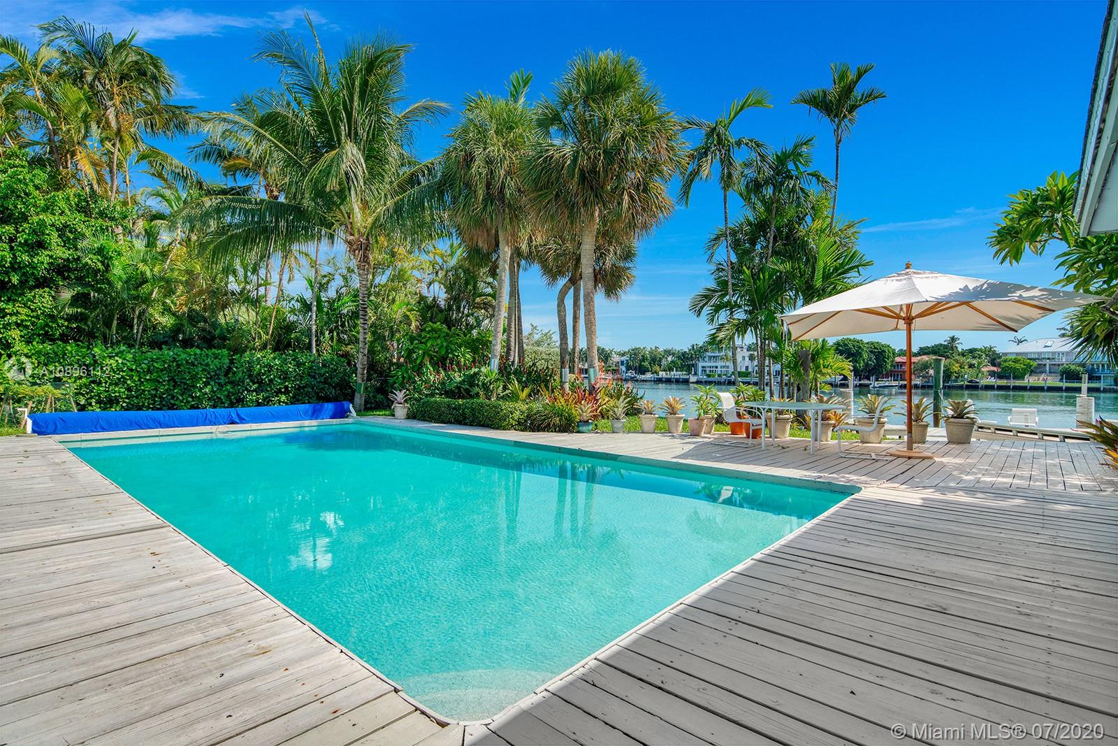 MASHTA ISLAND A REPLAT OF - Residential