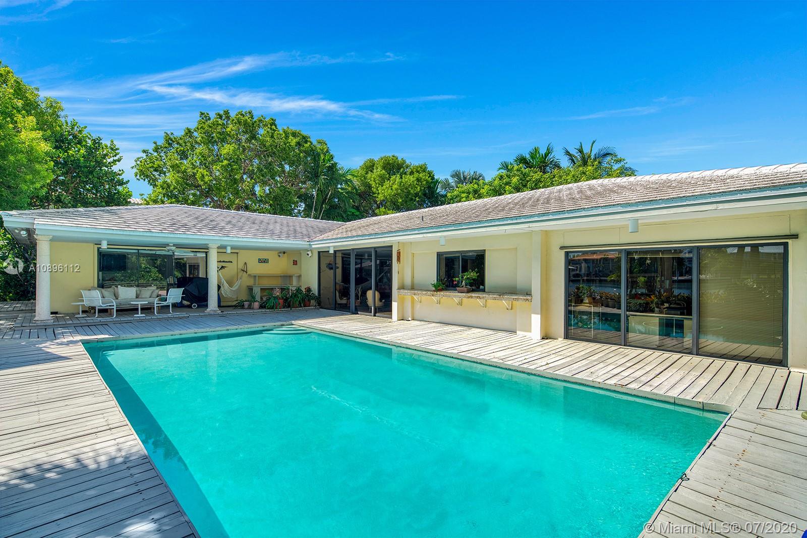 MASHTA ISLAND A REPLAT OF - Residential