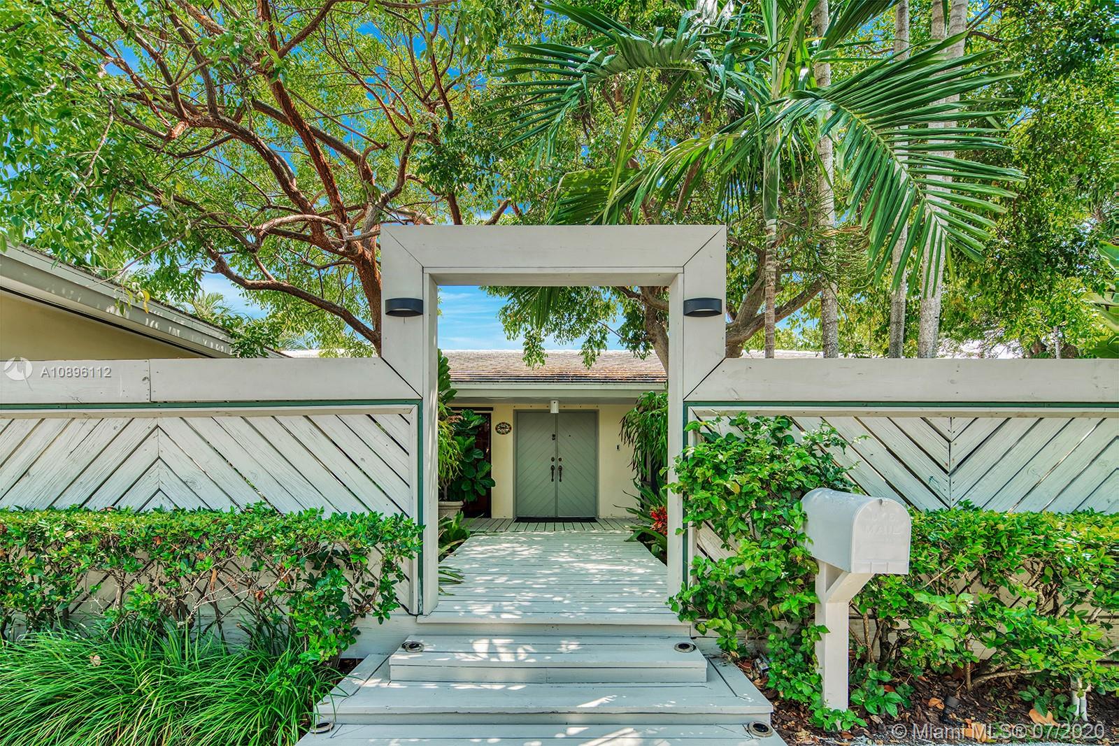 MASHTA ISLAND A REPLAT OF - Residential