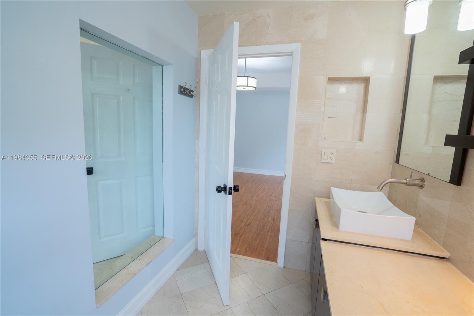 SILVER LAKES AT PEMBROKE - Residential Lease