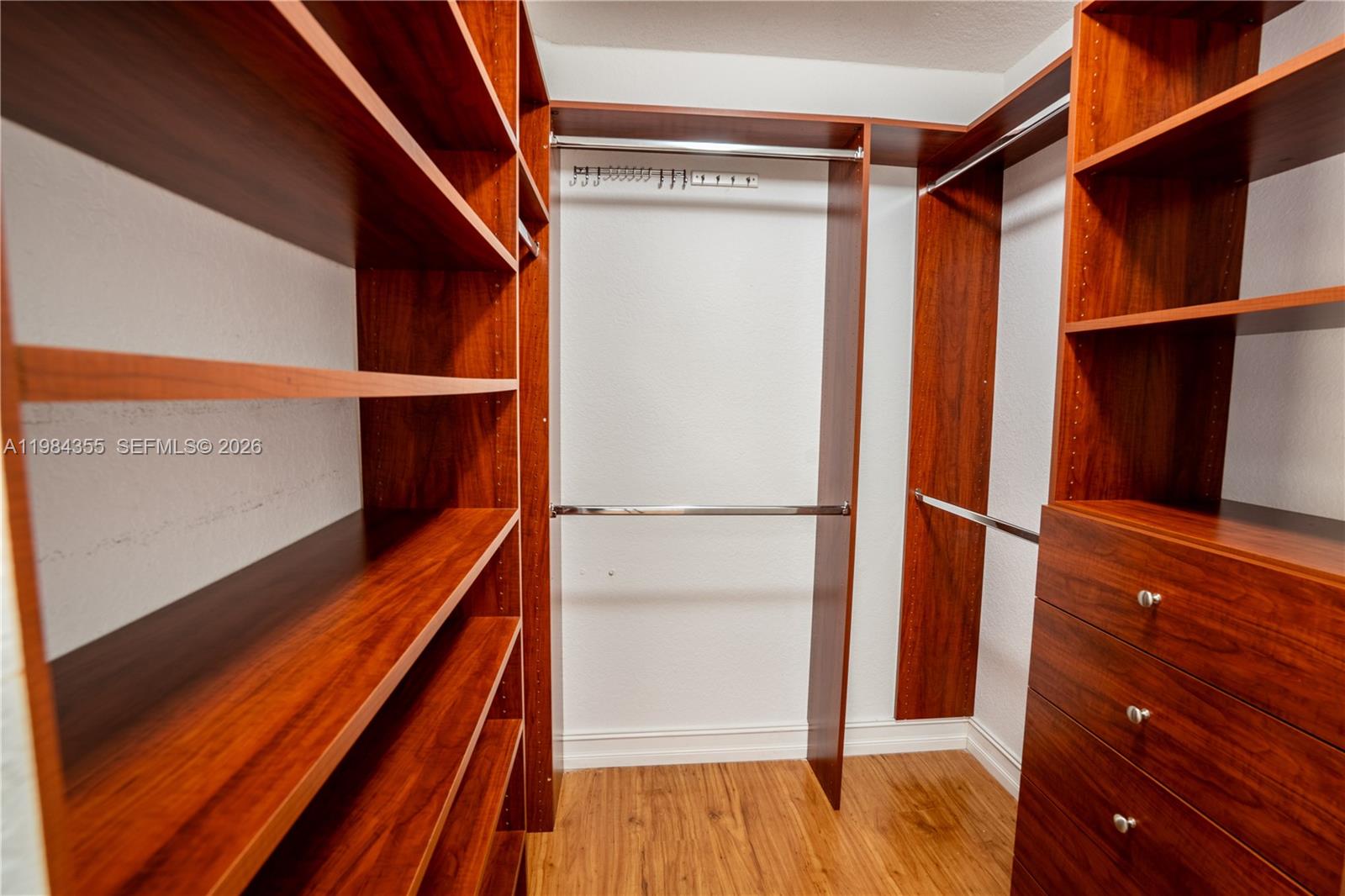 SILVER LAKES AT PEMBROKE - Residential Lease