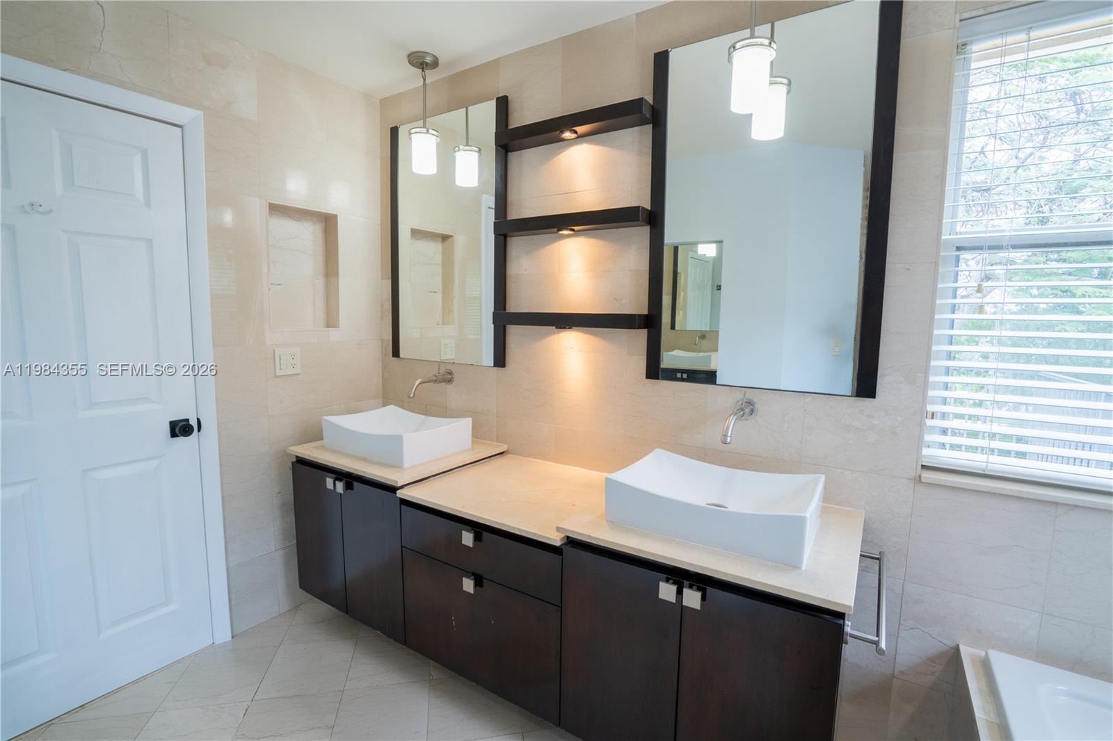 SILVER LAKES AT PEMBROKE - Residential Lease