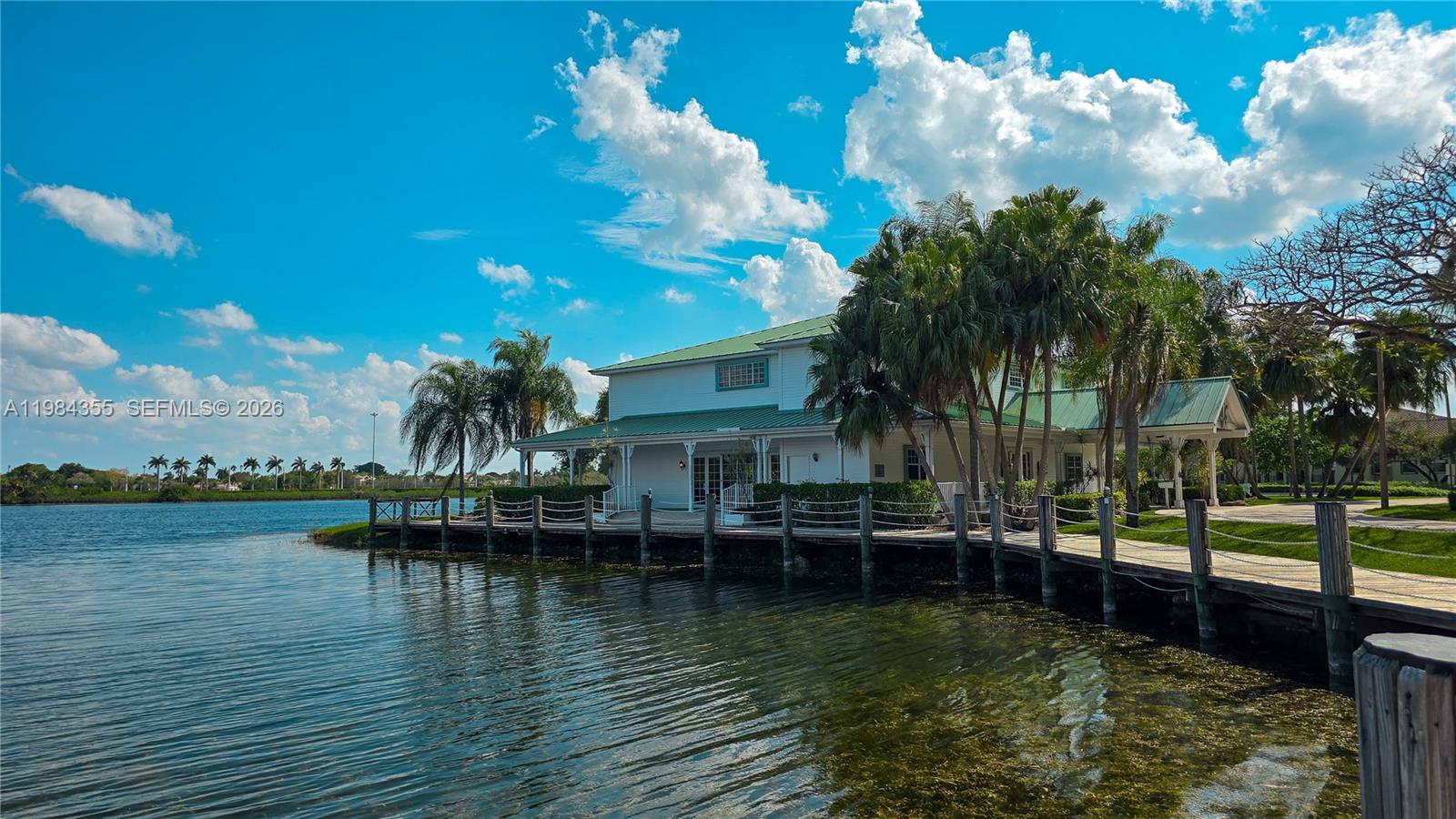 SILVER LAKES AT PEMBROKE - Residential Lease