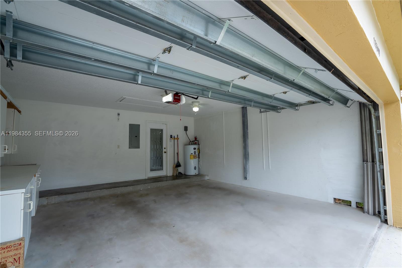 SILVER LAKES AT PEMBROKE - Residential Lease