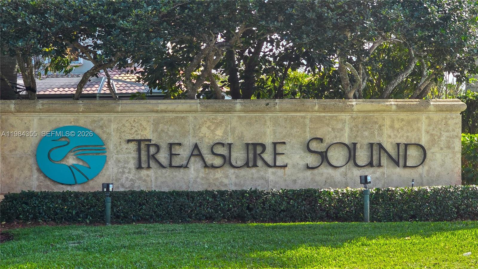 SILVER LAKES AT PEMBROKE - Residential Lease