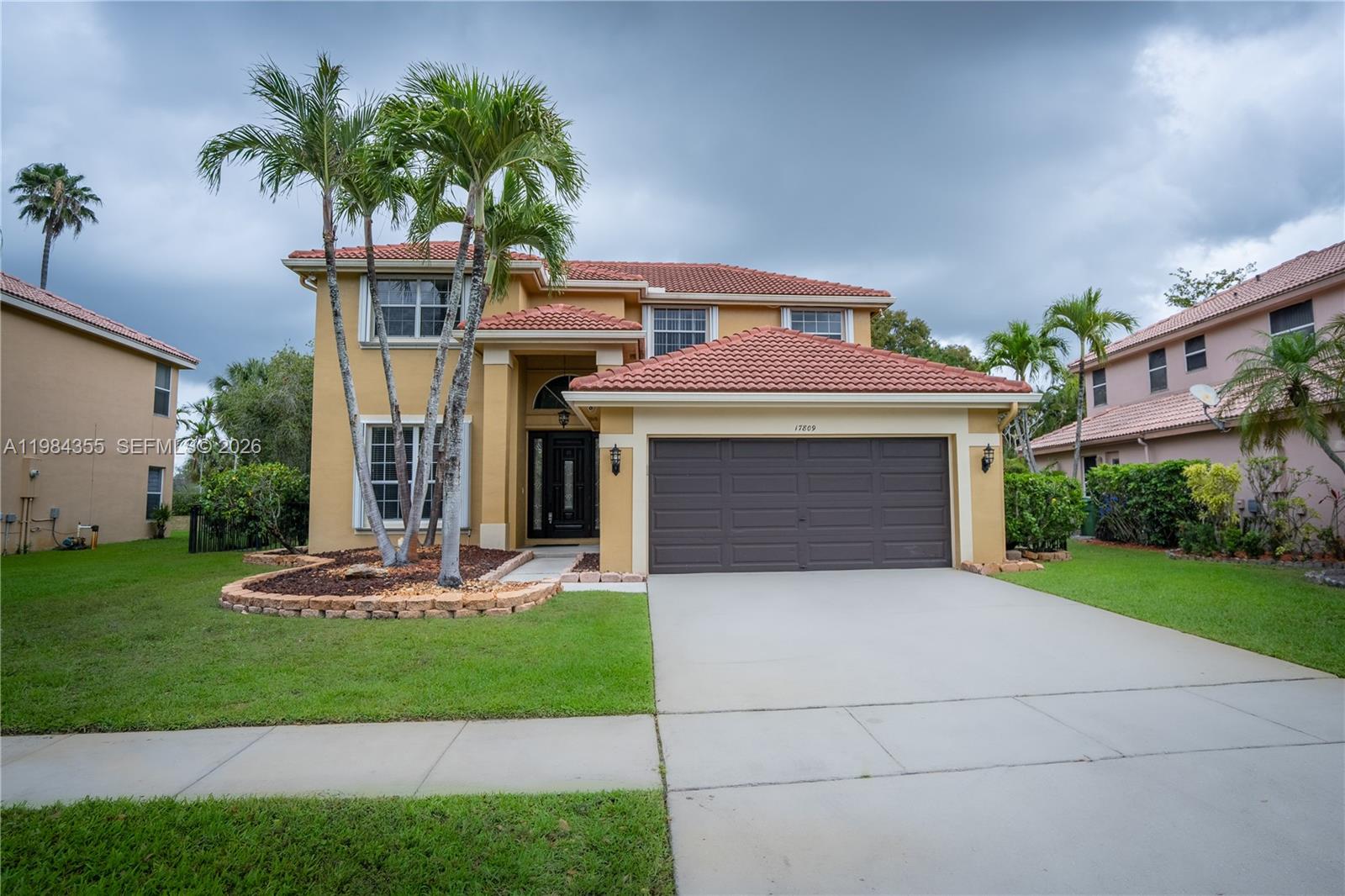 SILVER LAKES AT PEMBROKE - Residential Lease