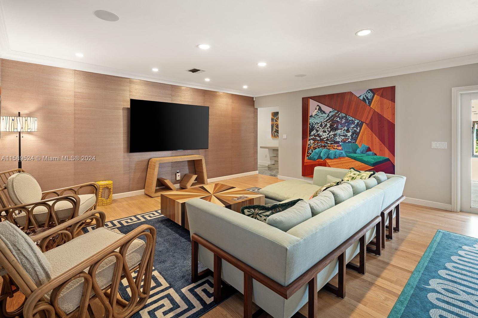 EIGHT GERGENS SUB - Residential