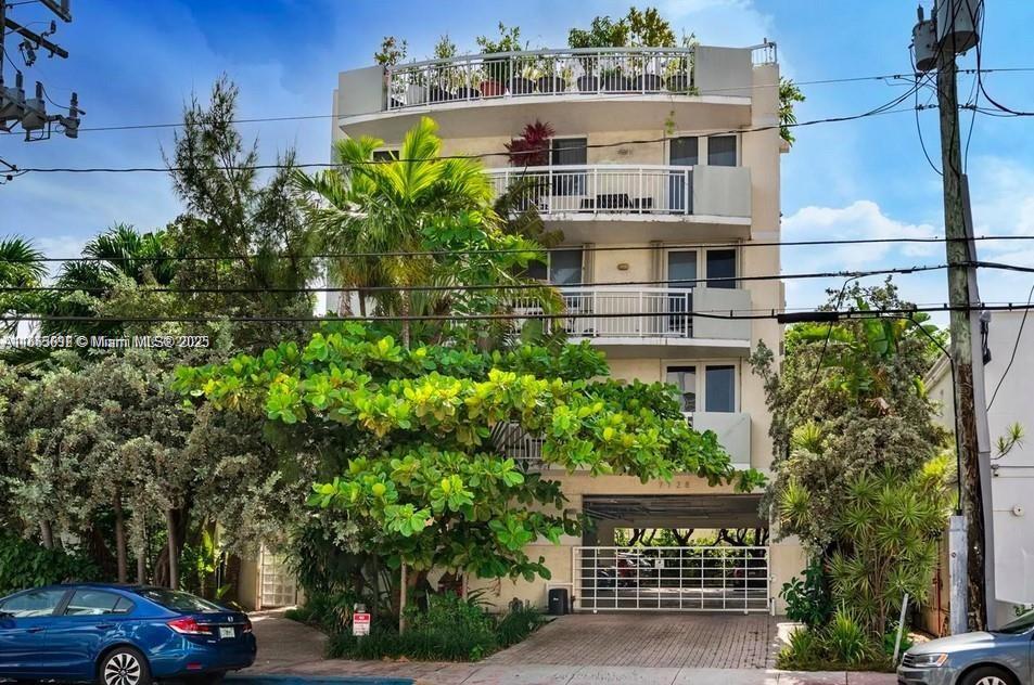 ALTOS DEL MAR CONDO - Residential Lease