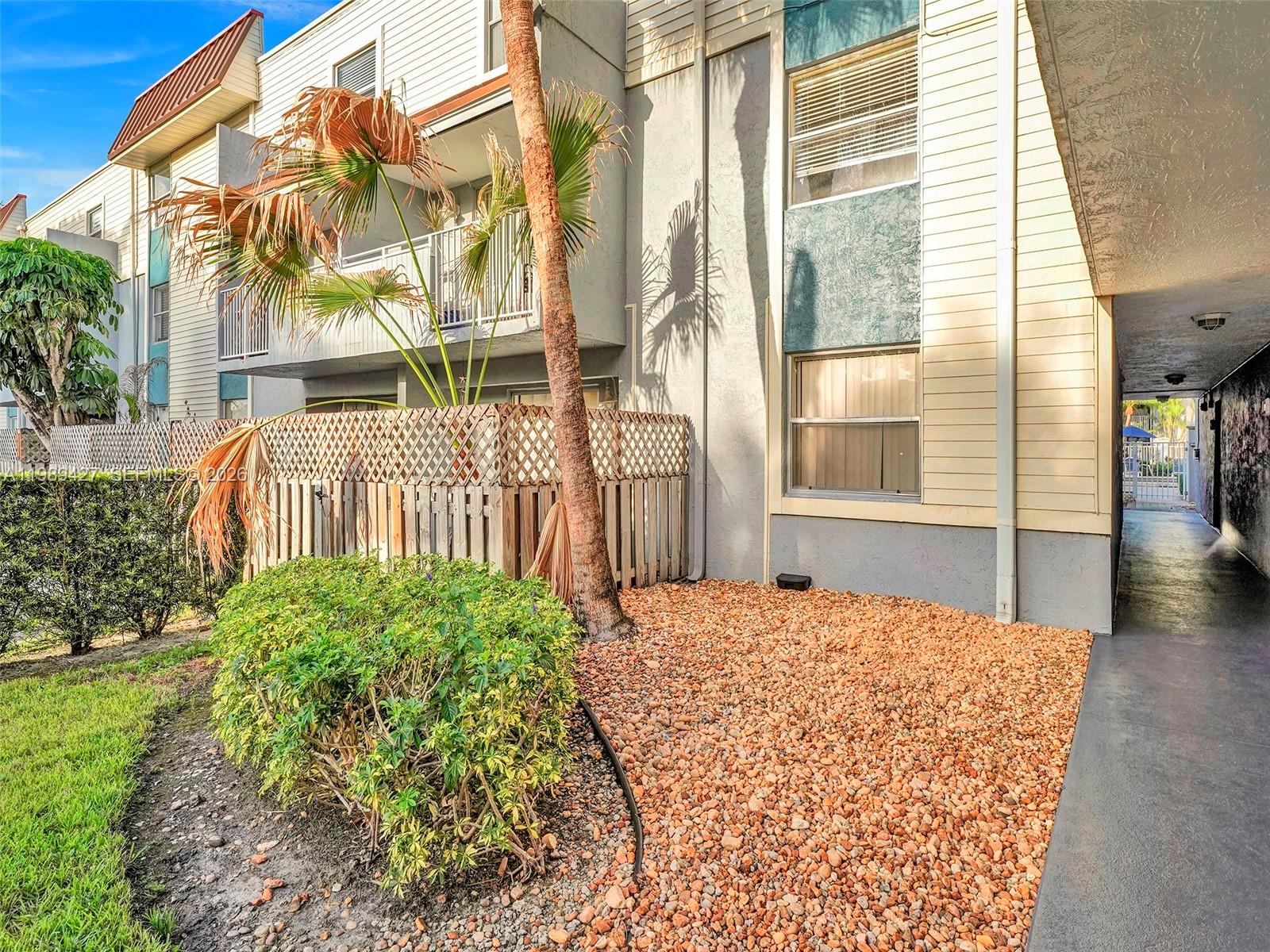 SUNWOOD CONDO - Residential