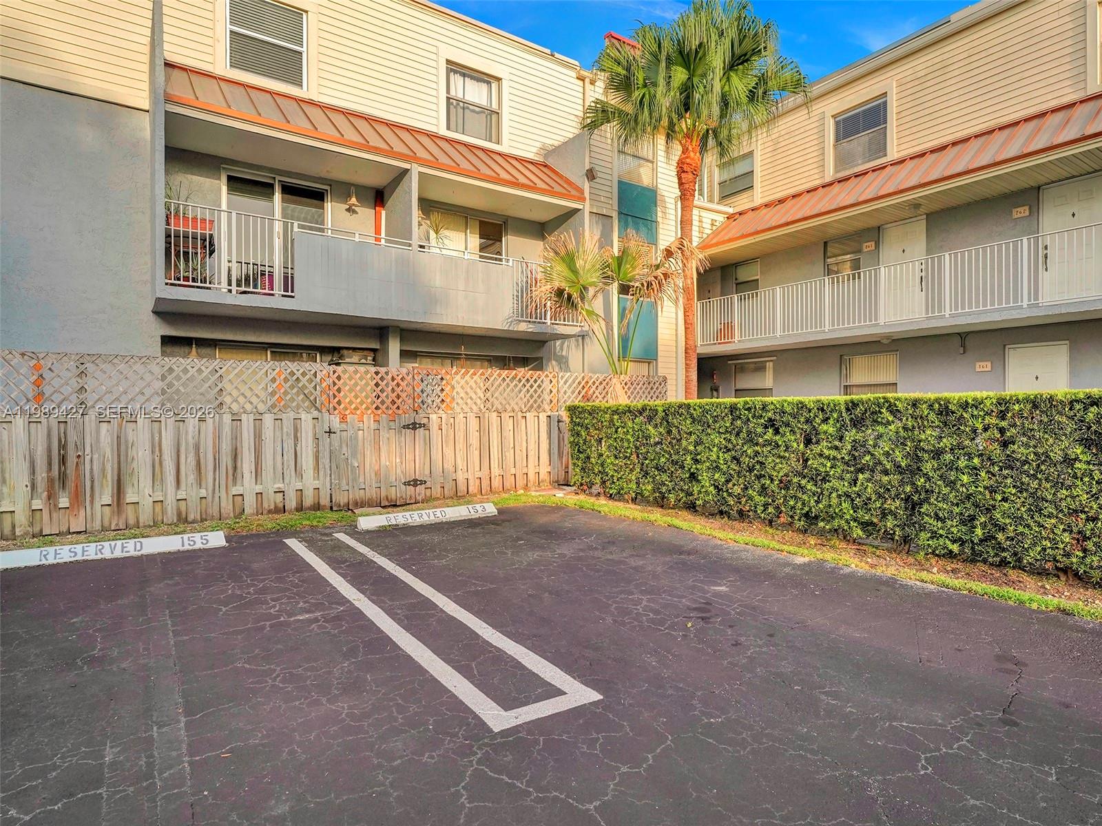 SUNWOOD CONDO - Residential