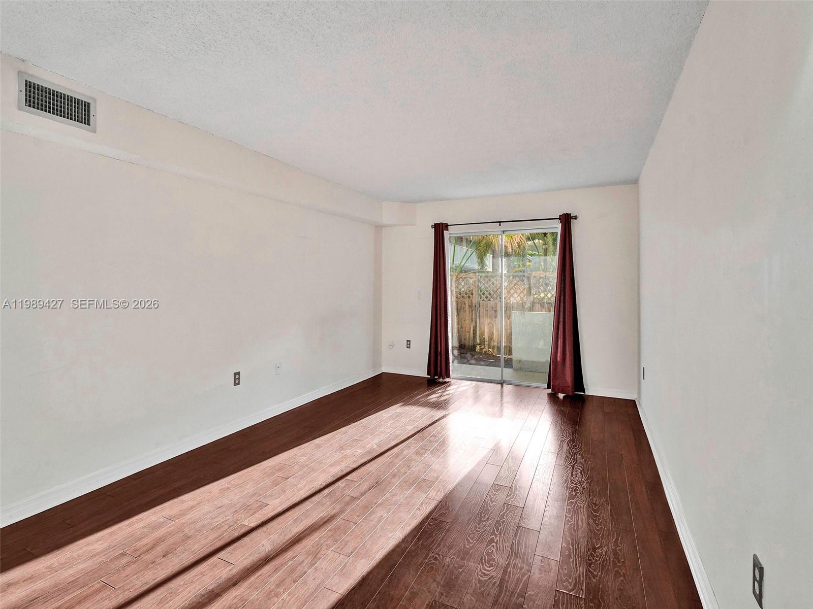 SUNWOOD CONDO - Residential