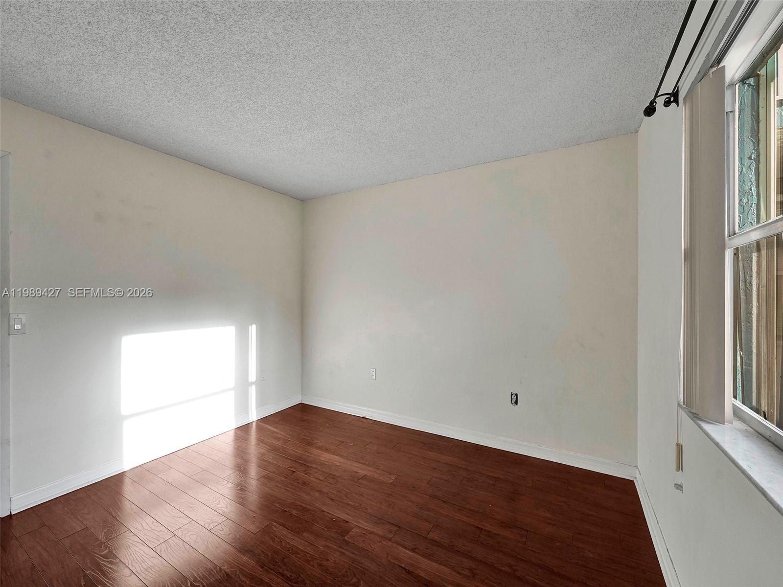 SUNWOOD CONDO - Residential