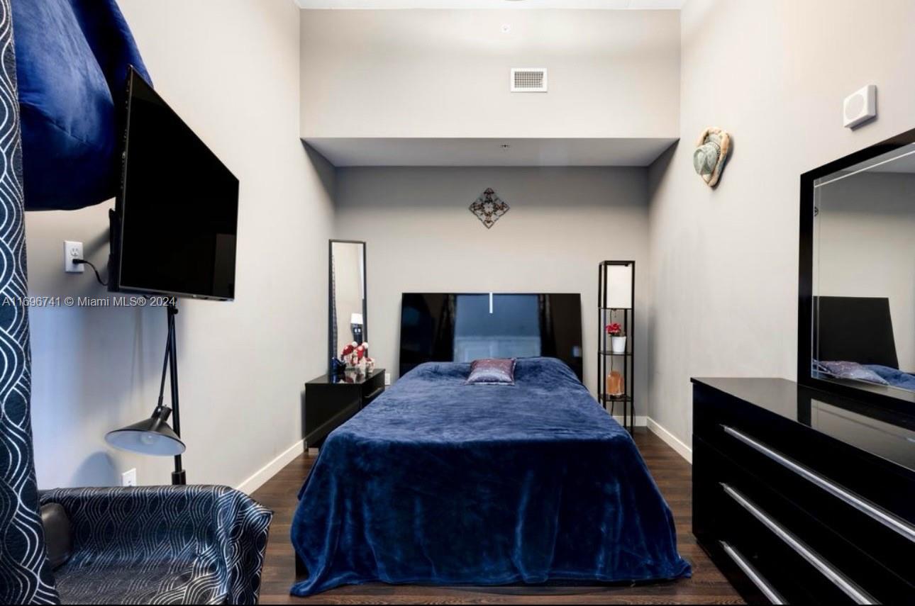EDGE CONDO - Residential Lease