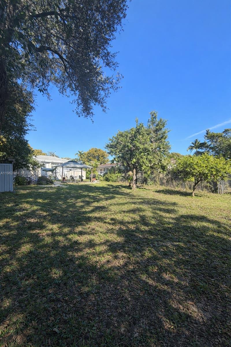 MELROSE HEIGHTS - Residential