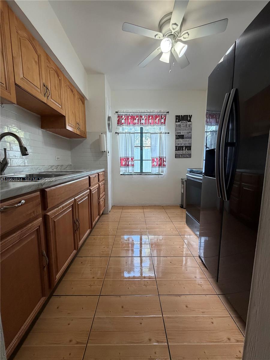 MELROSE HEIGHTS - Residential