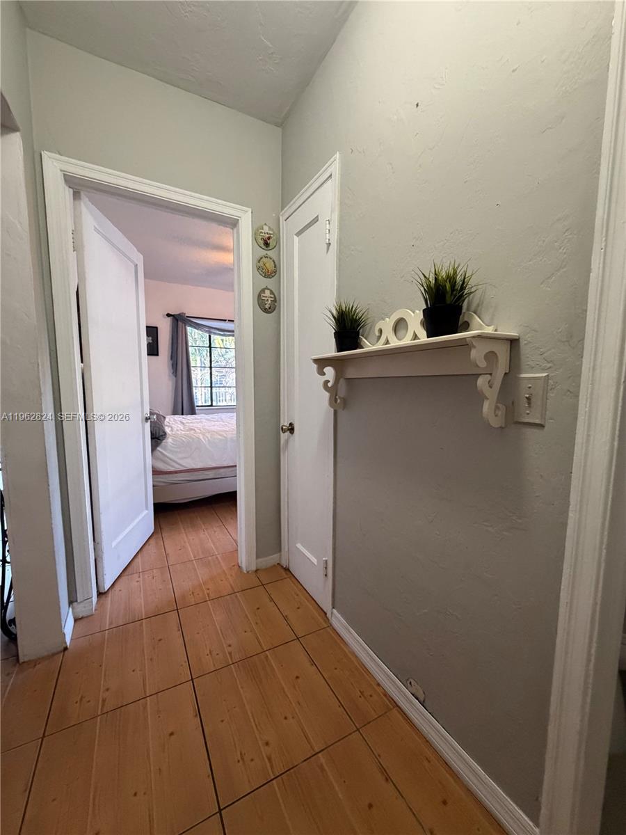 MELROSE HEIGHTS - Residential