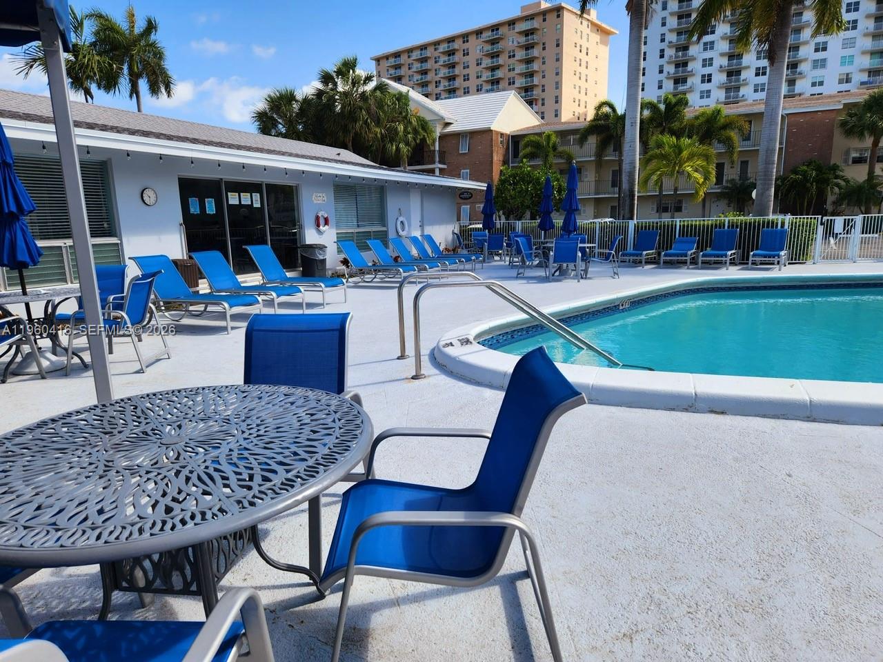 ISLE OF PARADISE CO-OP - Residential