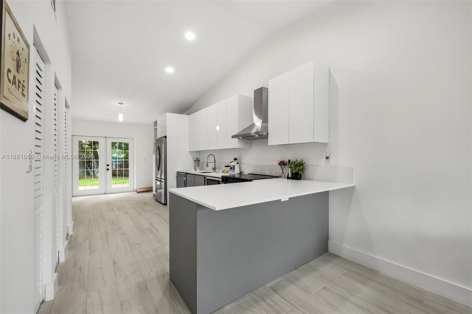 View photos, virtual tours, details... 6020 W 22nd Lane